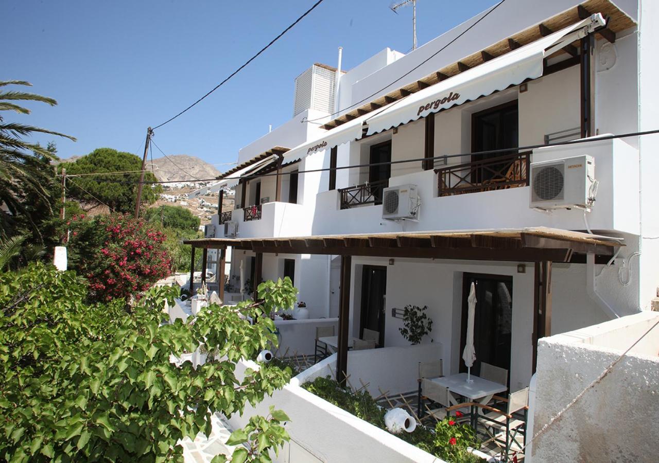 Pergola Aparthotel Livadi  Exterior photo