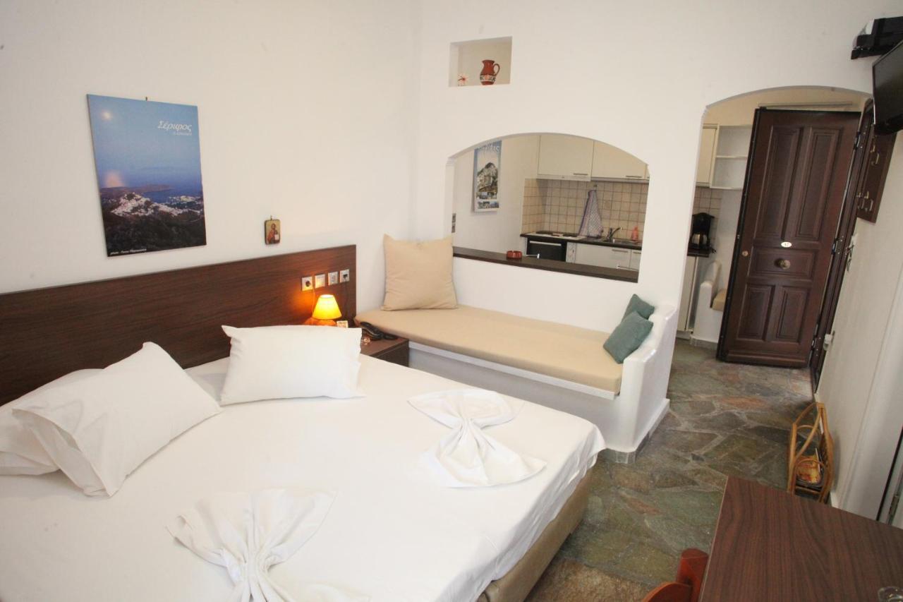 Pergola Aparthotel Livadi  Exterior photo